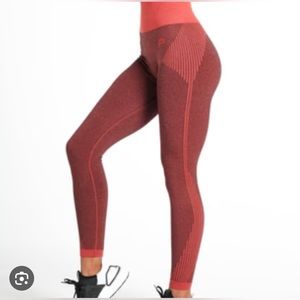 Pursue Fitness Adapt Seamless Leggings